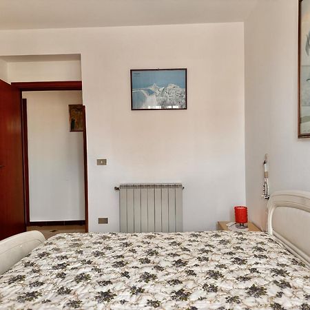 Holidaycasa Leone - Con Posto Auto A 200Mt Dal Mare Sperlonga Eksteriør billede