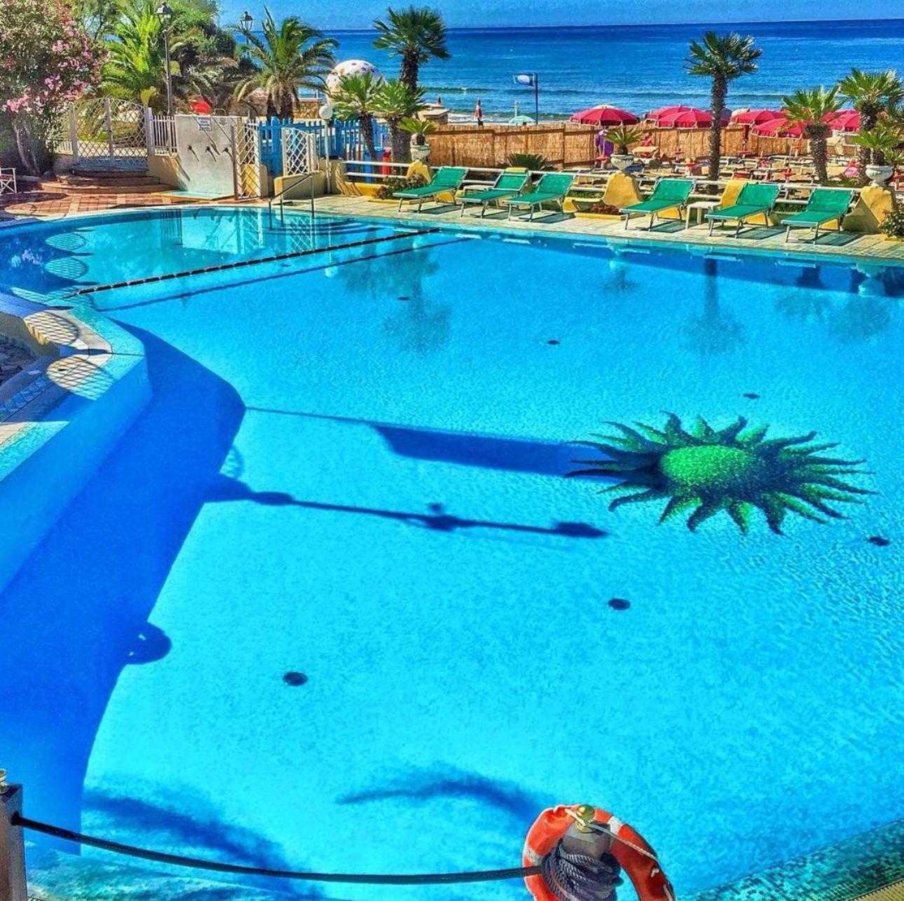 Holidaycasa Leone - Con Posto Auto A 200Mt Dal Mare Sperlonga Eksteriør billede