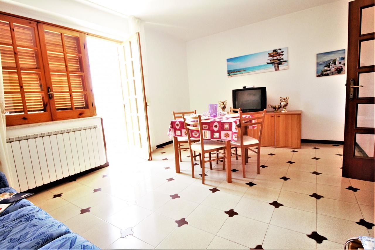 Holidaycasa Leone - Con Posto Auto A 200Mt Dal Mare Sperlonga Eksteriør billede